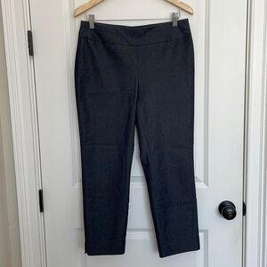 Chico’s Women’s So Slimming Crop Pull-On Pants M (8/10)